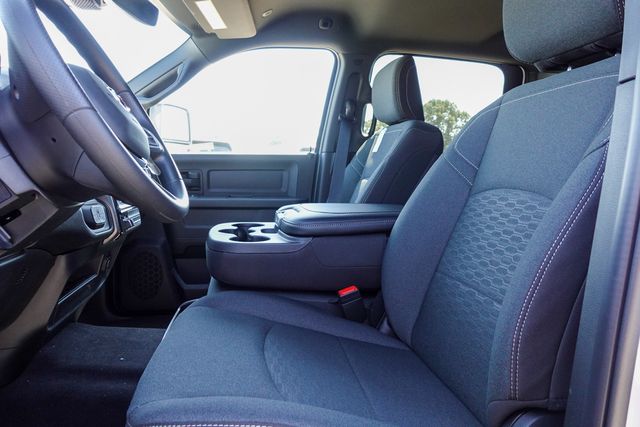 new 2025 Ram 3500 car, priced at $59,905