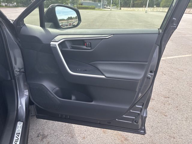 used 2024 Toyota RAV4 Hybrid car, priced at $31,995