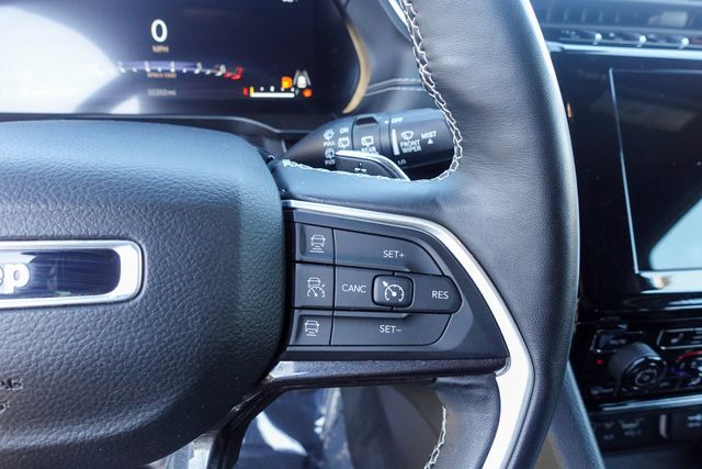 used 2022 Jeep Grand Cherokee car, priced at $31,888