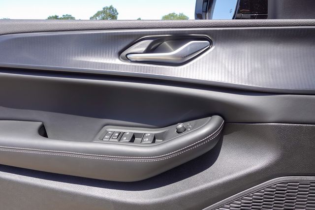 new 2025 Jeep Grand Cherokee L car, priced at $43,712