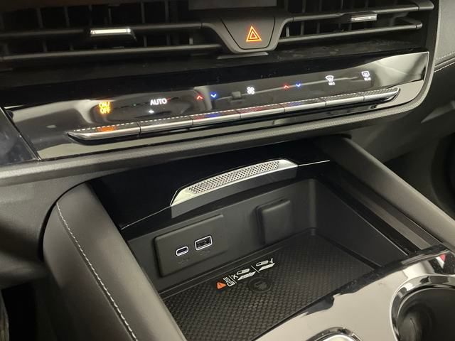 new 2025 Buick Envision car, priced at $46,000