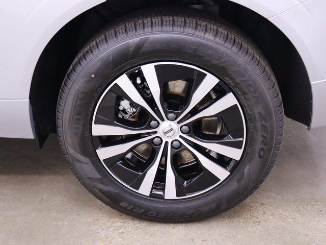 new 2025 Volvo XC60 Plug-In Hybrid car, priced at $57,968