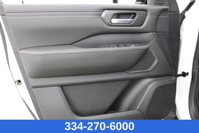 new 2025 Nissan Armada car, priced at $61,020