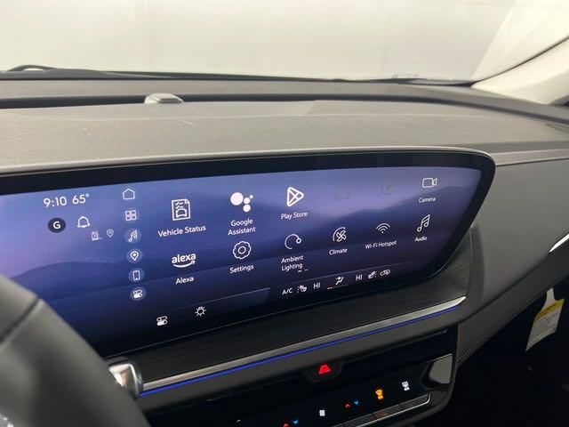 new 2025 Buick Envision car, priced at $38,500