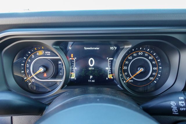 new 2025 Jeep Wrangler car, priced at $58,070