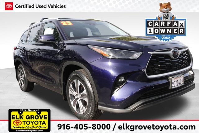 used 2023 Toyota Highlander car, priced at $37,300