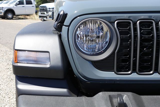 new 2025 Jeep Wrangler car, priced at $45,680
