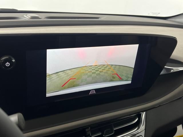 new 2025 Buick Envista car, priced at $31,000
