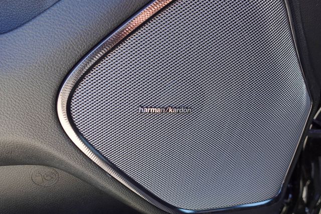 new 2025 Ram 1500 car, priced at $61,594
