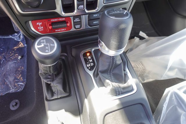 new 2025 Jeep Gladiator car, priced at $47,390