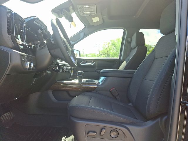 new 2025 GMC Sierra 1500 car, priced at $57,385