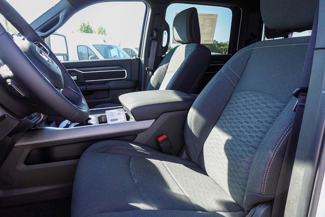 new 2025 Ram 3500 car, priced at $61,665