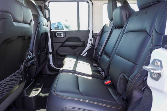 new 2025 Jeep Wrangler car, priced at $47,525