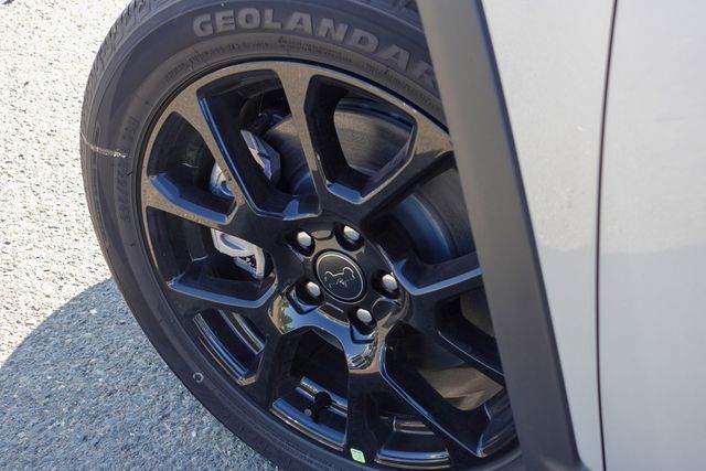 new 2025 Jeep Compass car, priced at $28,458