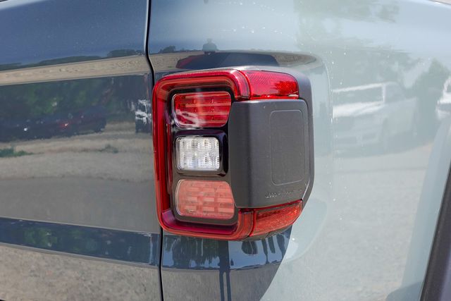 new 2025 Jeep Gladiator car, priced at $53,555