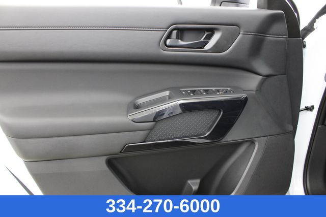 new 2025 Nissan Pathfinder car, priced at $44,225