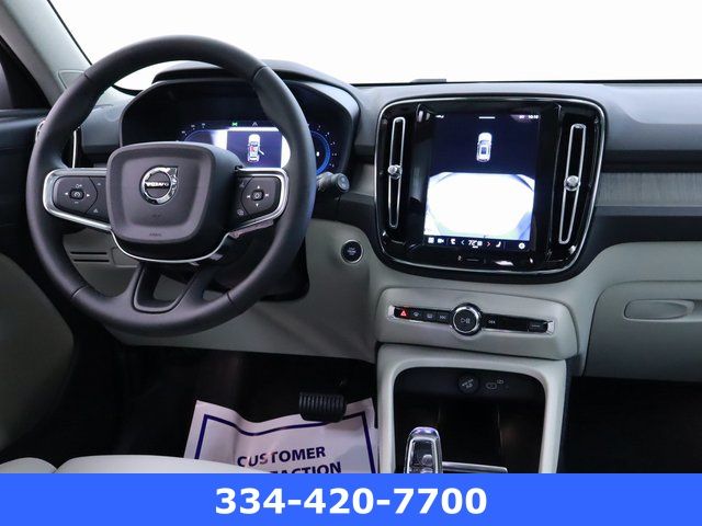 new 2025 Volvo XC40 car, priced at $45,632