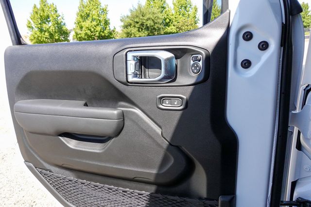 new 2025 Jeep Gladiator car, priced at $46,290