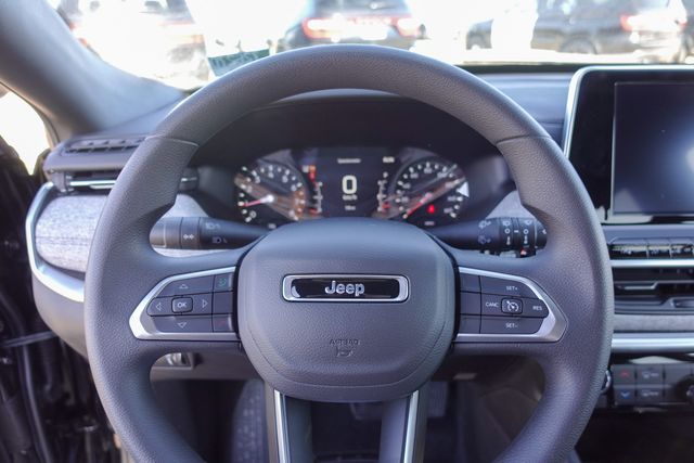 new 2025 Jeep Compass car, priced at $28,090