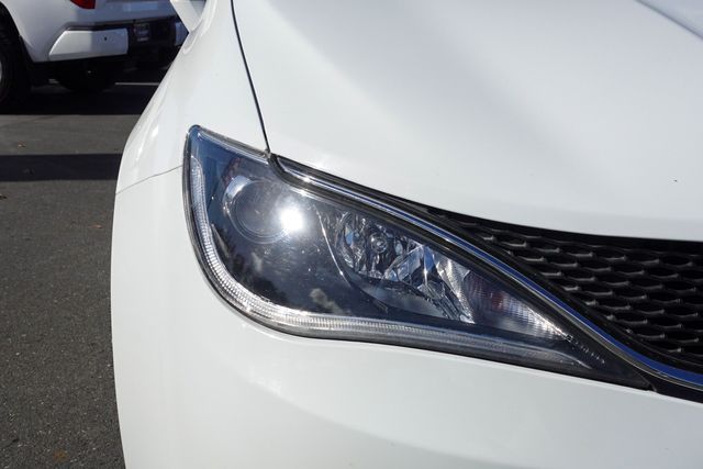 used 2018 Chrysler Pacifica car, priced at $15,990