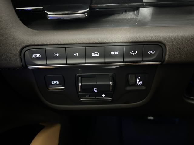 used 2021 Cadillac Escalade ESV car, priced at $52,000