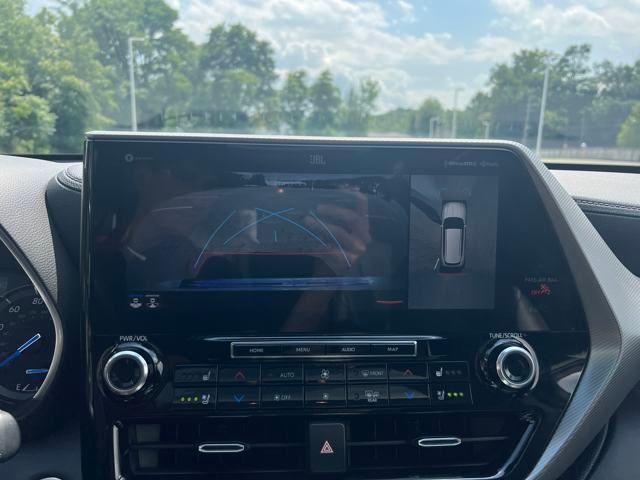 used 2021 Toyota Highlander Hybrid car, priced at $42,995