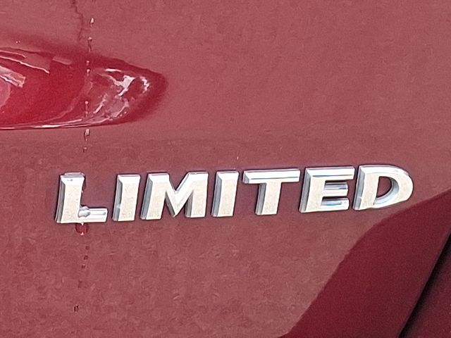 used 2021 Jeep Grand Cherokee car, priced at $25,783