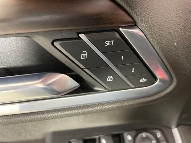 used 2022 GMC Sierra 1500 car, priced at $43,000