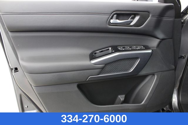 new 2025 Nissan Pathfinder car, priced at $44,935