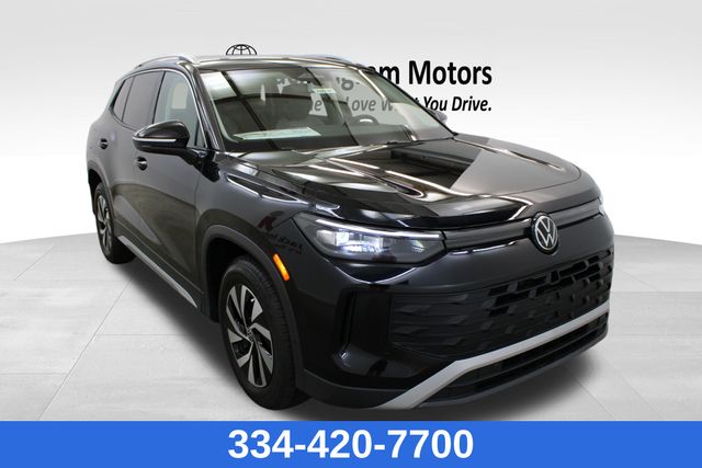 new 2025 Volkswagen Tiguan car, priced at $31,216