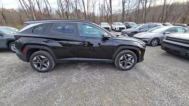 new 2025 Hyundai Tucson car, priced at $35,616