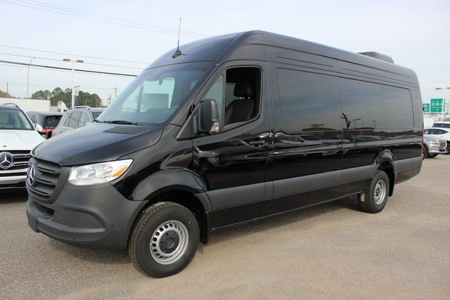 new 2024 Mercedes-Benz Sprinter 3500 car, priced at $77,292