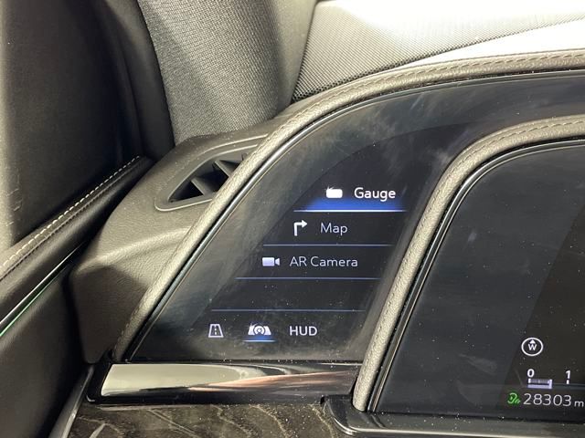 used 2023 Cadillac Escalade ESV car, priced at $69,500