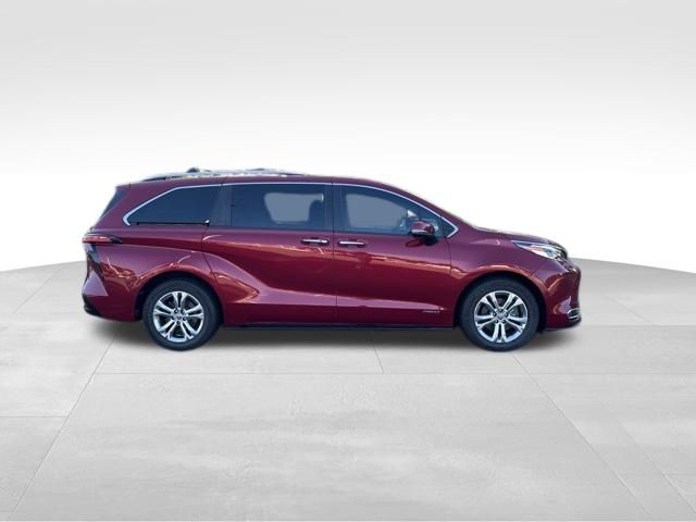 used 2021 Toyota Sienna car, priced at $43,299