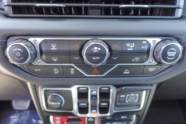 new 2025 Jeep Gladiator car, priced at $47,985
