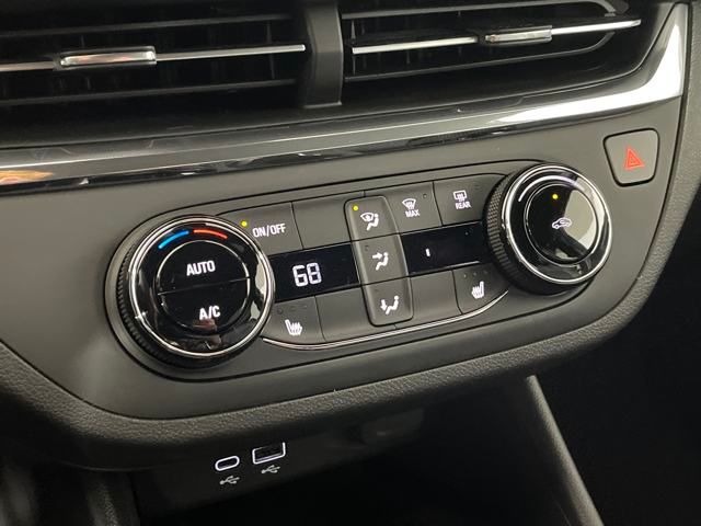 new 2025 Buick Envista car, priced at $26,000