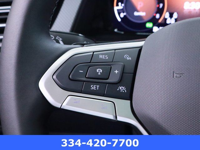 new 2025 Volkswagen Atlas car, priced at $48,401