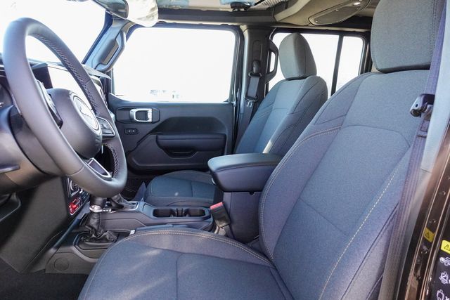 new 2025 Jeep Wrangler car, priced at $55,069