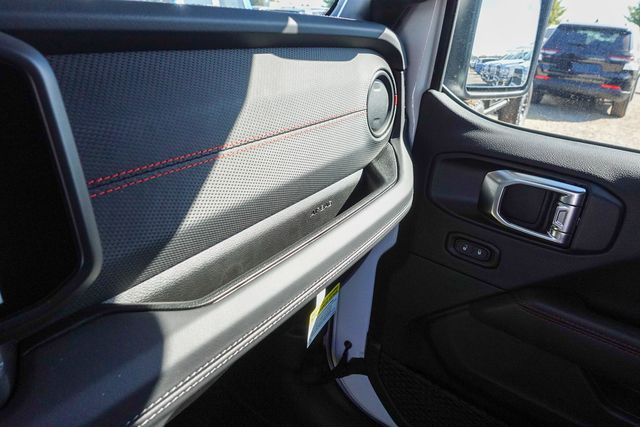 new 2025 Jeep Wrangler car, priced at $65,570