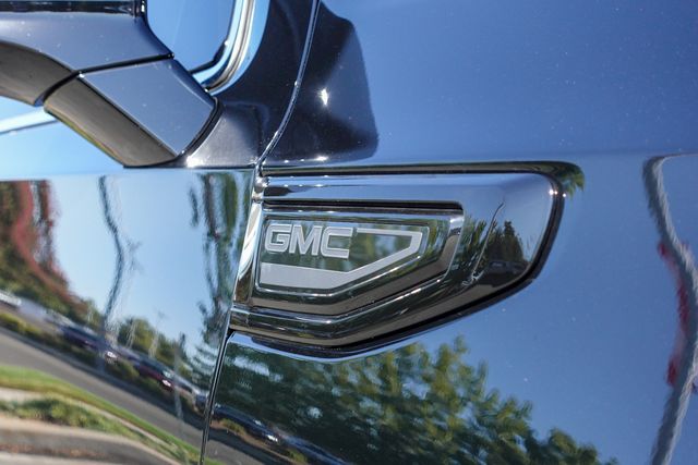 used 2024 GMC Yukon car, priced at $73,798