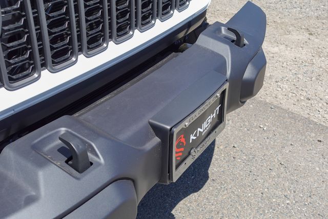 new 2025 Jeep Gladiator car, priced at $43,675