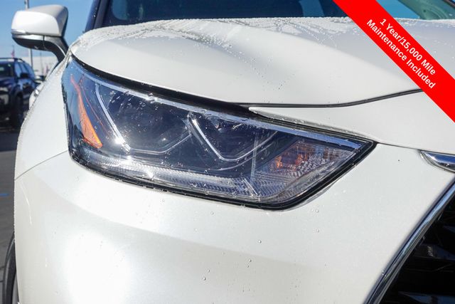 used 2020 Toyota Highlander car, priced at $32,000