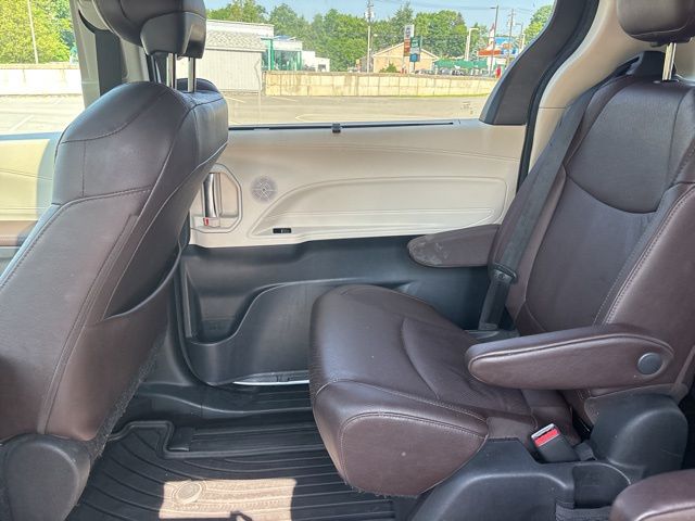 used 2022 Toyota Sienna car, priced at $48,999