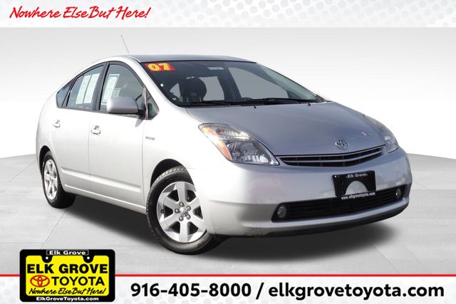 used 2007 Toyota Prius car, priced at $7,000