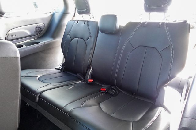 new 2025 Chrysler Pacifica car, priced at $41,290