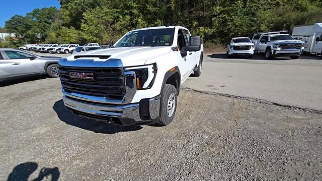 new 2025 GMC Sierra 2500HD car, priced at $60,425