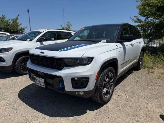 used 2023 Jeep Grand Cherokee car, priced at $46,435