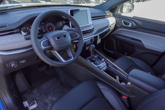 new 2025 Jeep Compass car, priced at $26,860