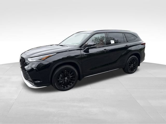 new 2025 Toyota Highlander car, priced at $51,077