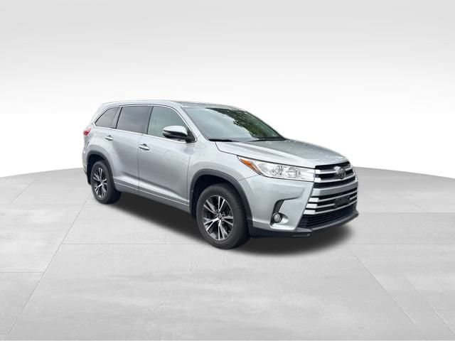 used 2017 Toyota Highlander car, priced at $17,799